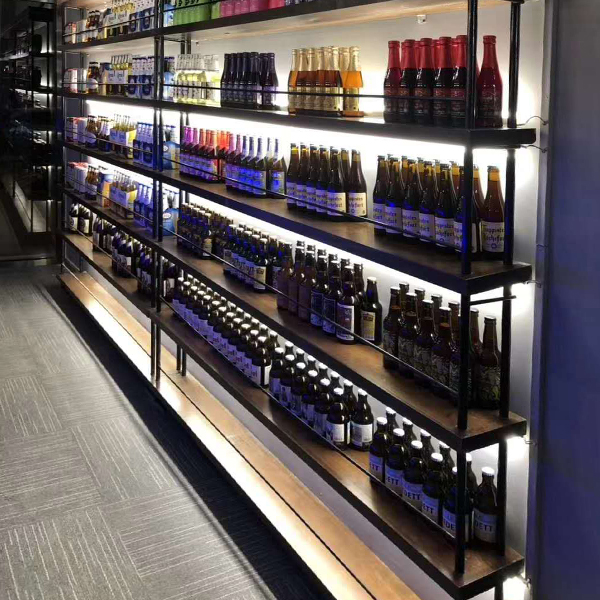酒遇見(jiàn)酒吧PVC地板鋪裝完成